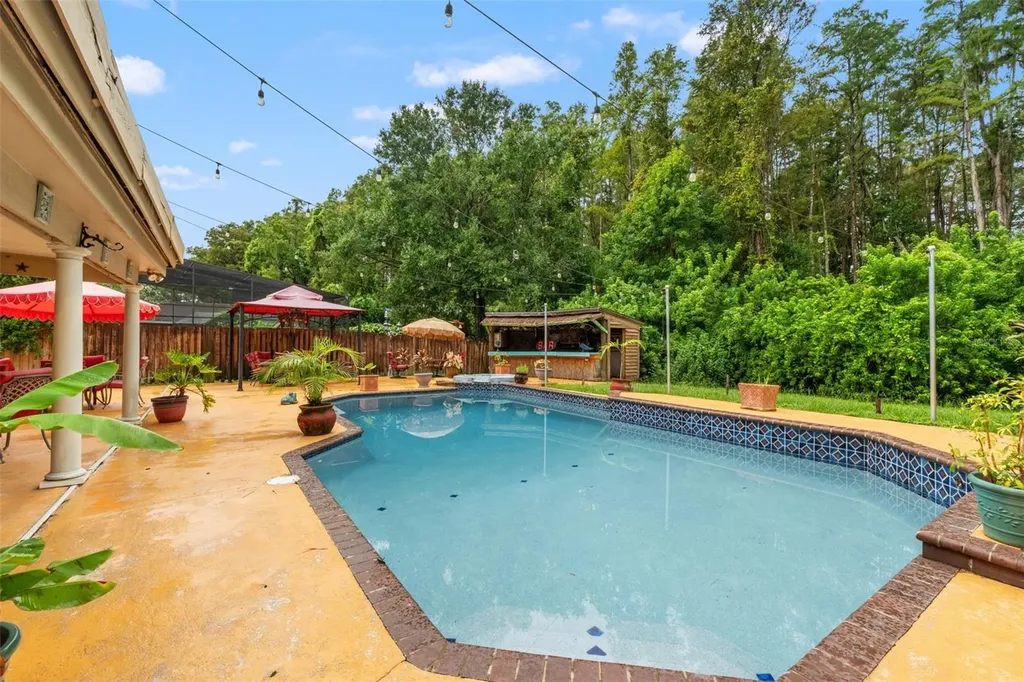 16502 E Course Drive Tampa FL 33624