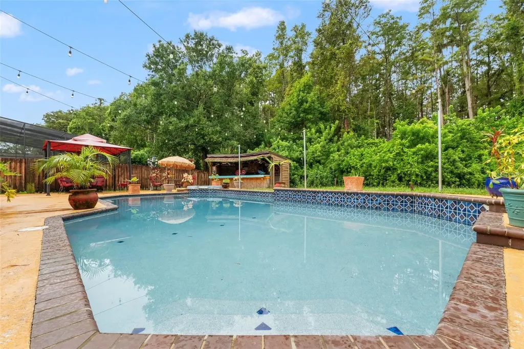 16502 E Course Drive Tampa FL 33624