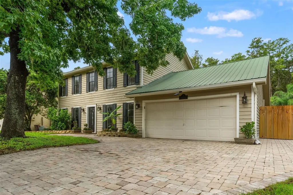 16502 E Course Drive Tampa FL 33624