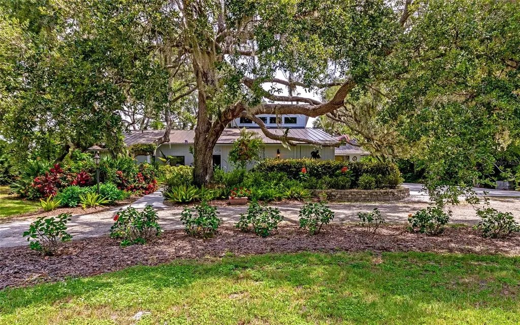 4737 Stone Ridge Trail Sarasota FL 34232