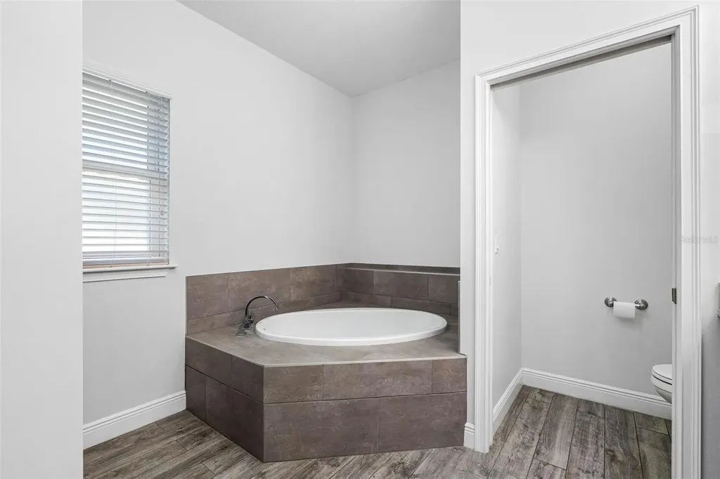 763 Date Palm Lane St Petersburg FL 33707