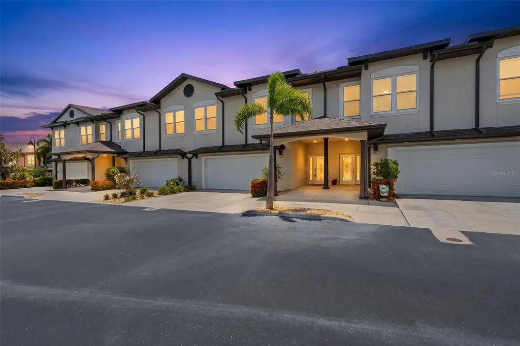 763 Date Palm Lane St Petersburg FL 33707