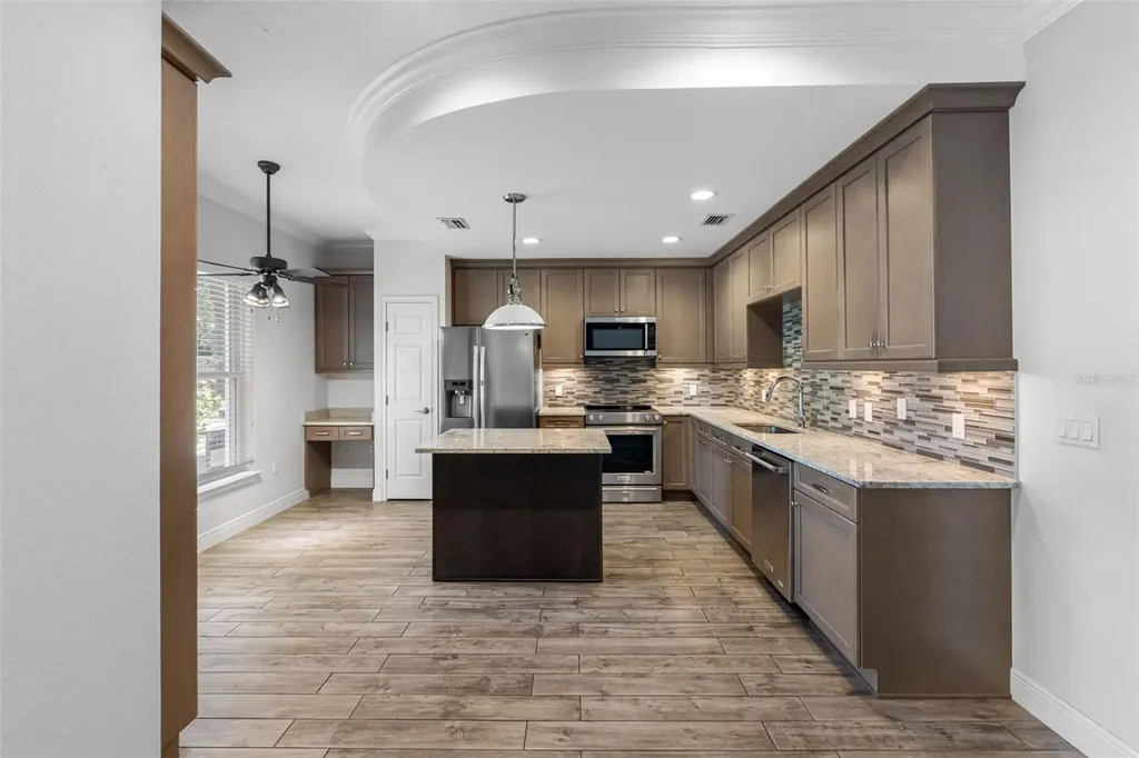 763 Date Palm Lane St Petersburg FL 33707