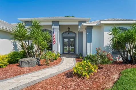 9219 Grand Cypress Drive Weeki Wachee FL 34613