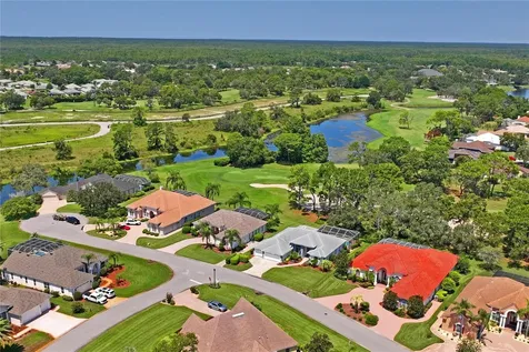 9219 Grand Cypress Drive Weeki Wachee FL 34613