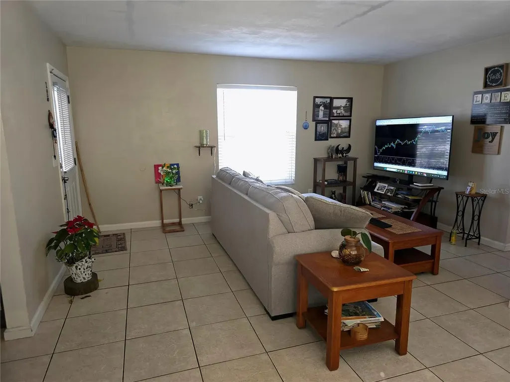 2417 Adams Avenue Deltona FL 32738