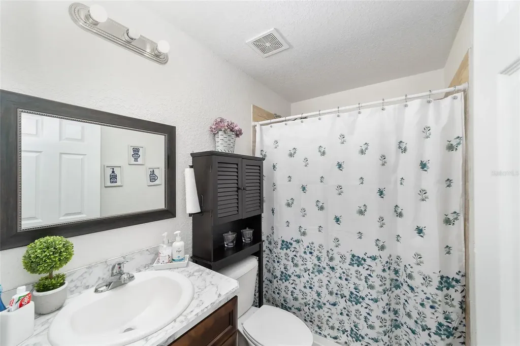 1720 NW 110th Court Ocala FL 34482
