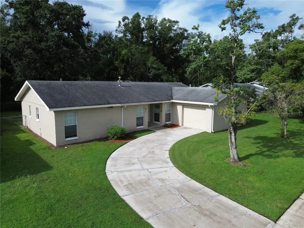 611 Princeton Street Brandon FL 33511