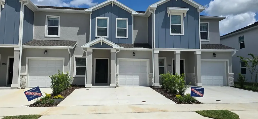 2661 Skyline Loop Kissimmee FL 34758