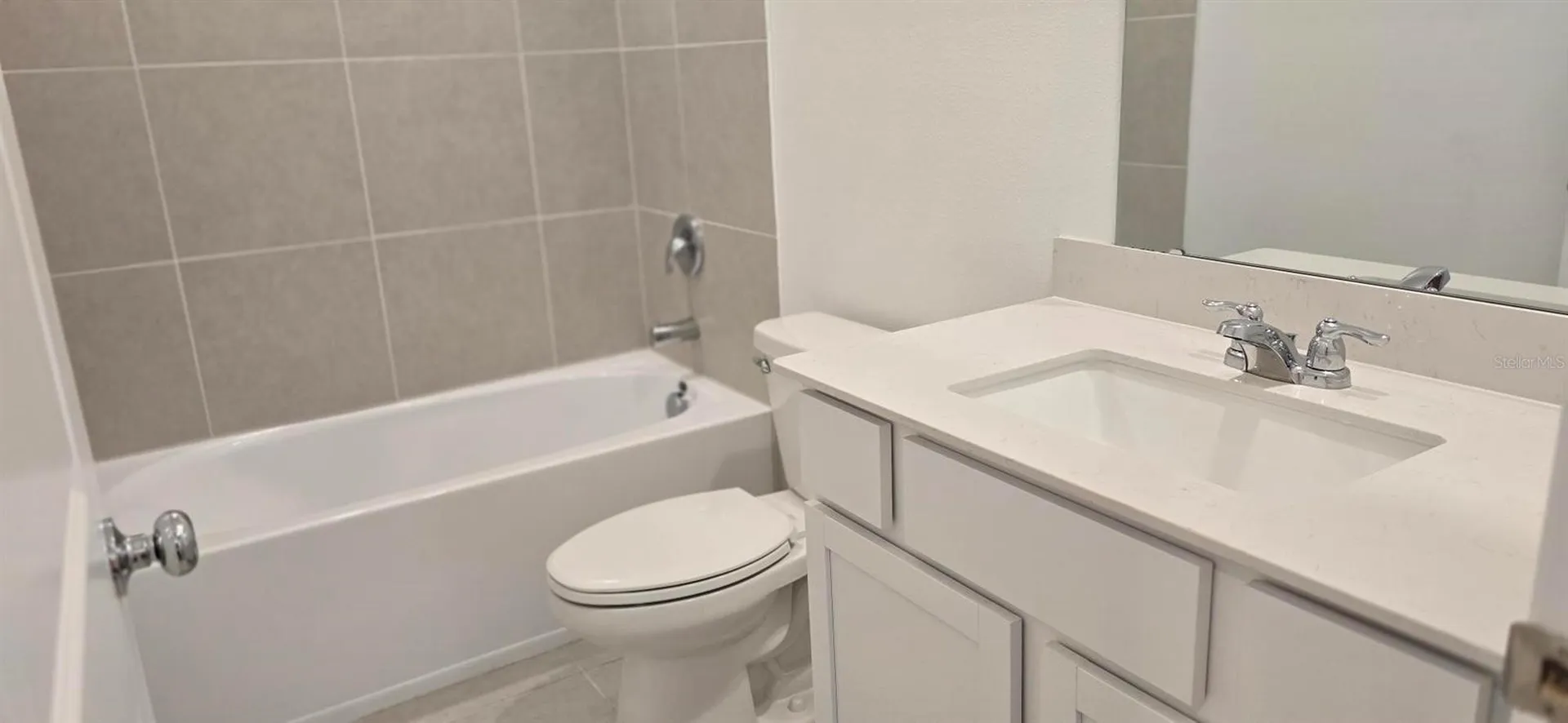 2661 Skyline Loop Kissimmee FL 34758