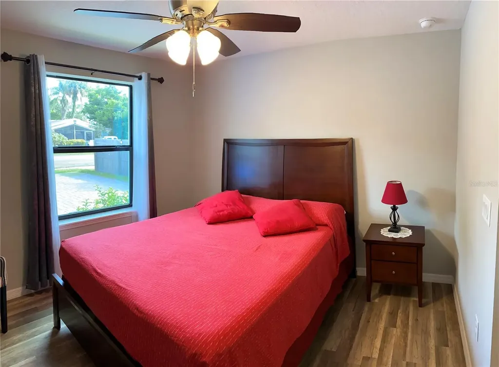 2336-2338 E Jersey Avenue Orlando FL 32806