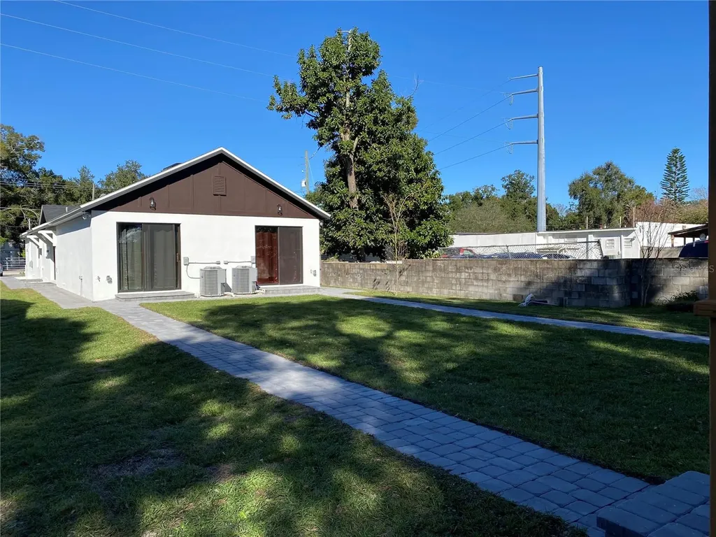 2336-2338 E Jersey Avenue Orlando FL 32806