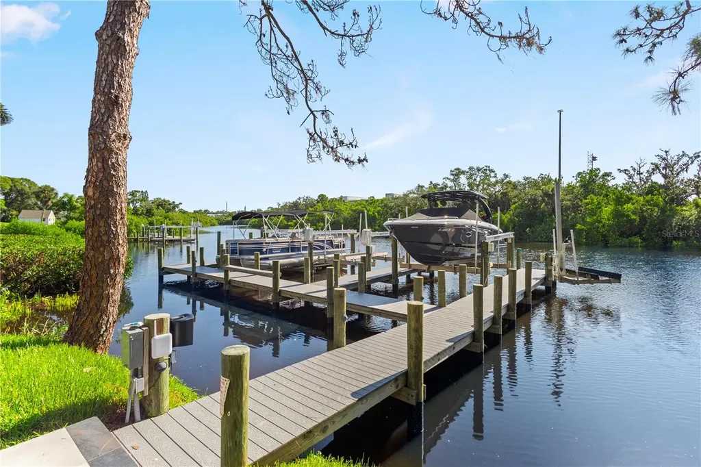 2456 Missara Lane Sarasota FL 34231