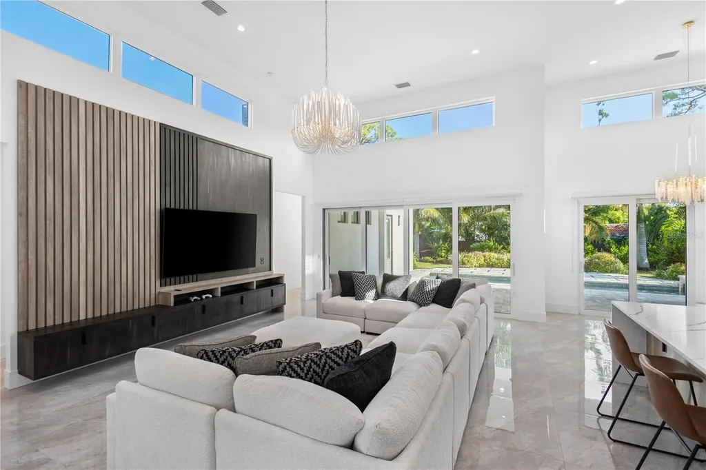 2456 Missara Lane Sarasota FL 34231