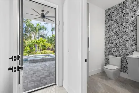 2456 Missara Lane Sarasota FL 34231