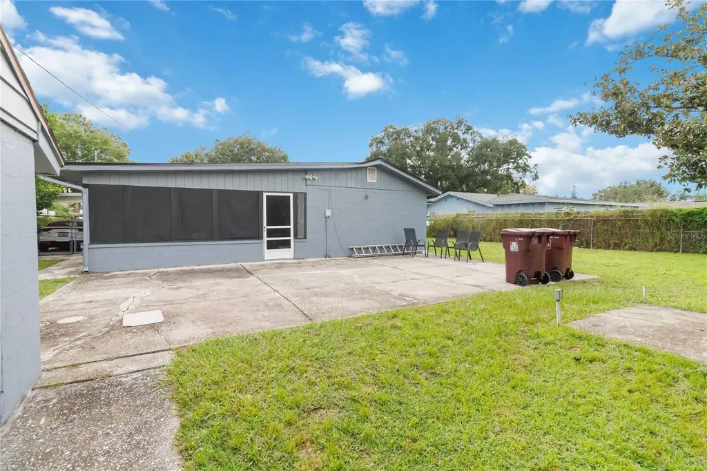 1115 S Alder Avenue Orlando FL 32807