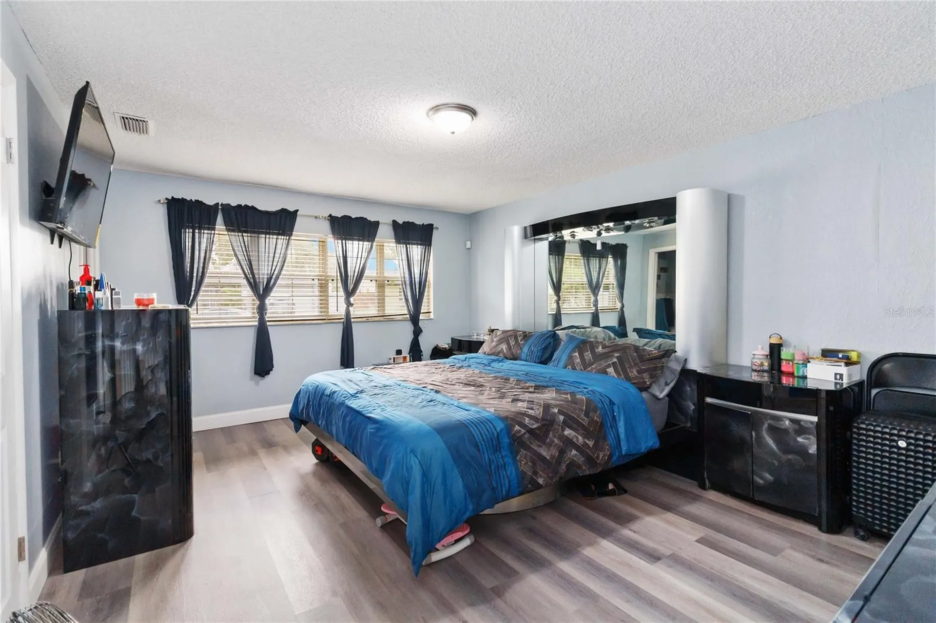 1115 S Alder Avenue Orlando FL 32807