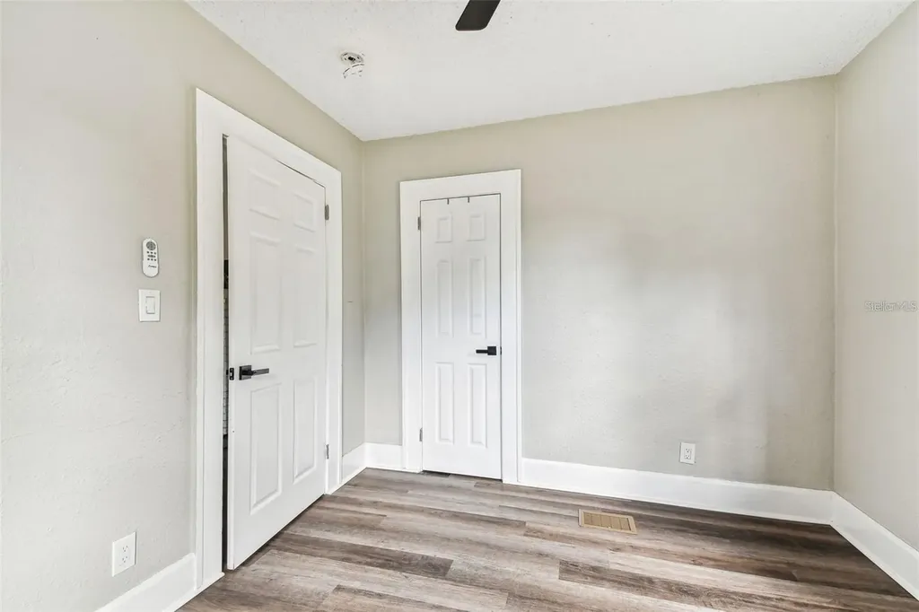 2329 7th Street S St Petersburg FL 33705