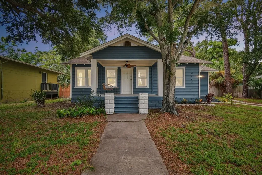 2329 7th Street S St Petersburg FL 33705