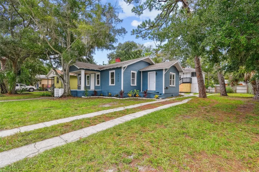 2329 7th Street S St Petersburg FL 33705