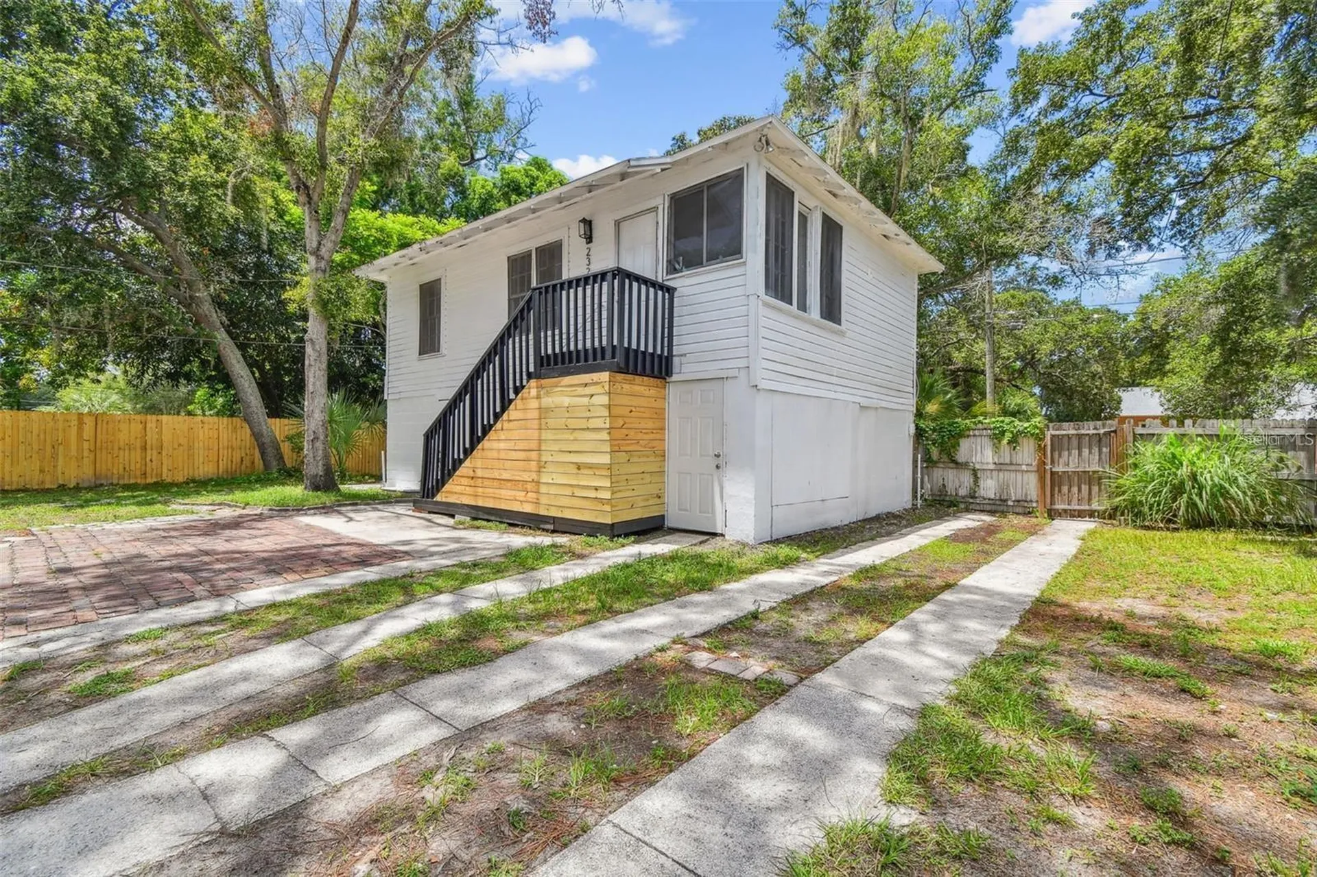2329 7th Street S St Petersburg FL 33705