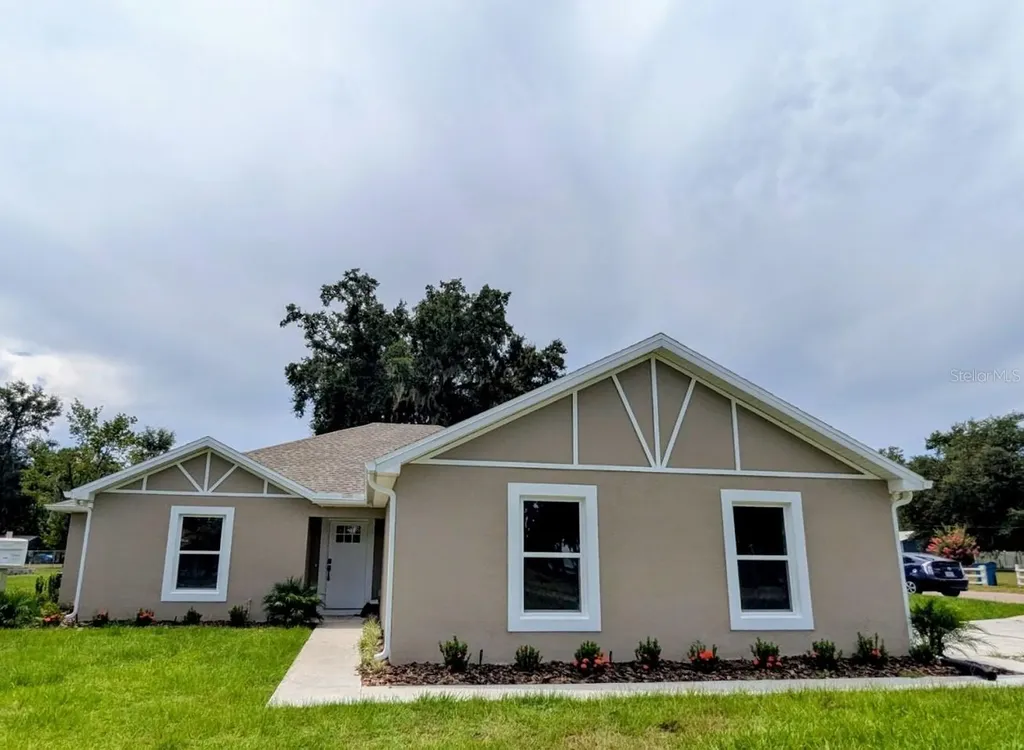 820 Nashua Avenue N Fort Meade FL 33841