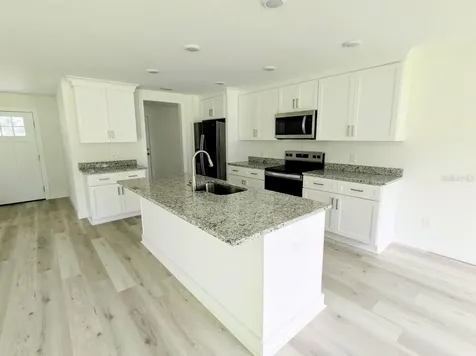 829 Clermont Avenue N Fort Meade FL 33841