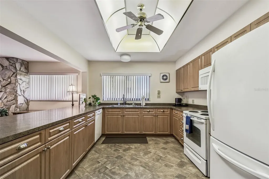 127 1st Street E Tierra Verde FL 33715
