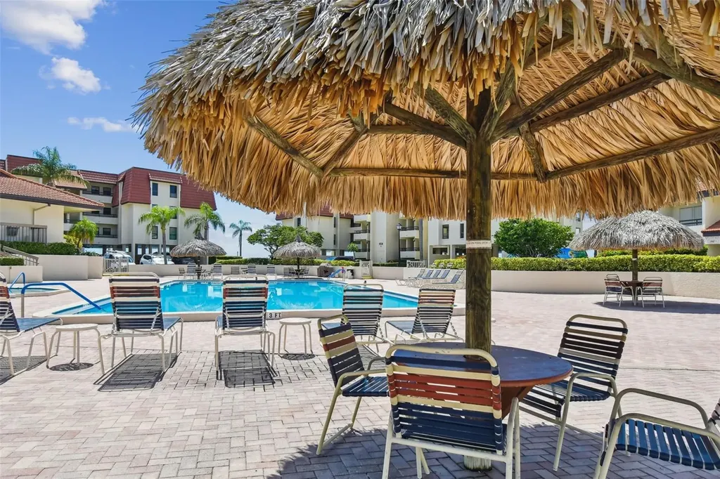 127 1st Street E Tierra Verde FL 33715