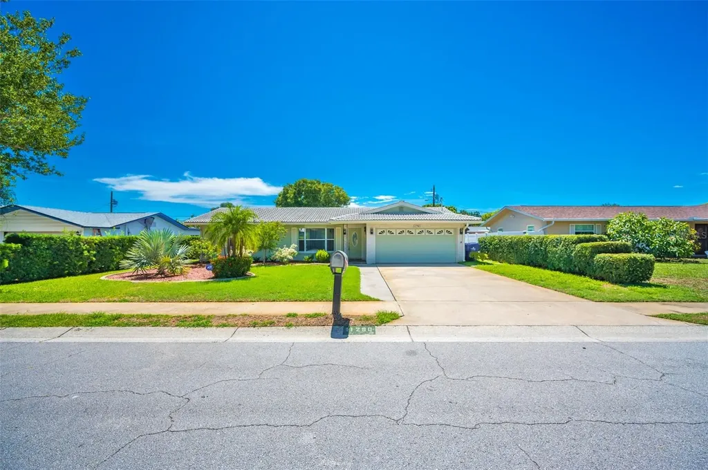 11290 142nd Street Largo FL 33774