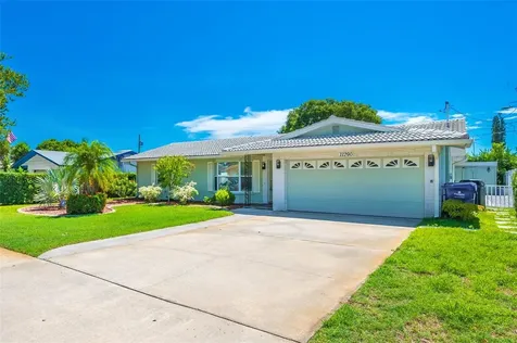 11290 142nd Street Largo FL 33774