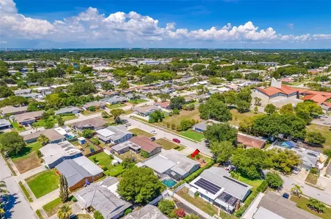 11290 142nd Street Largo FL 33774