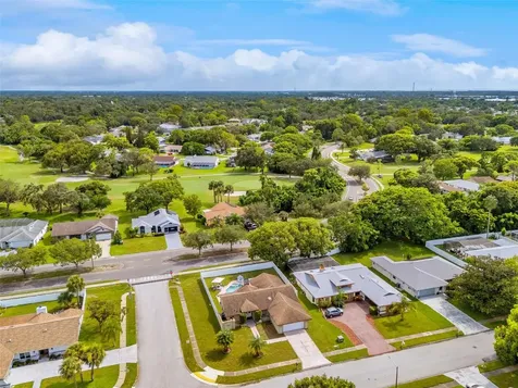 7812 Sylvan Drive Hudson FL 34667