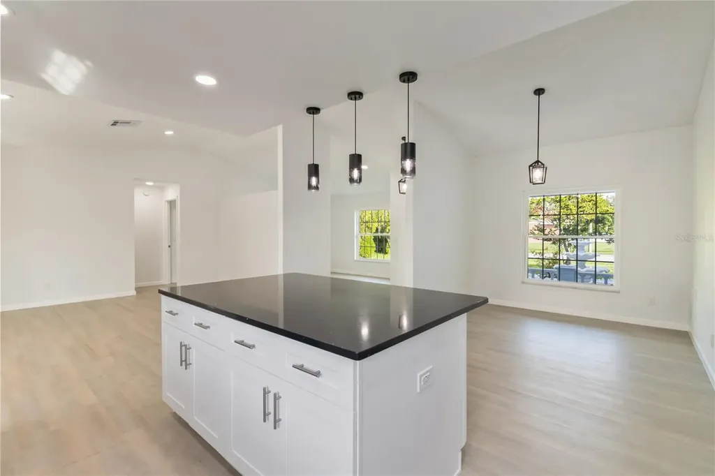 371 Buttonwood Drive Kissimmee FL 34743