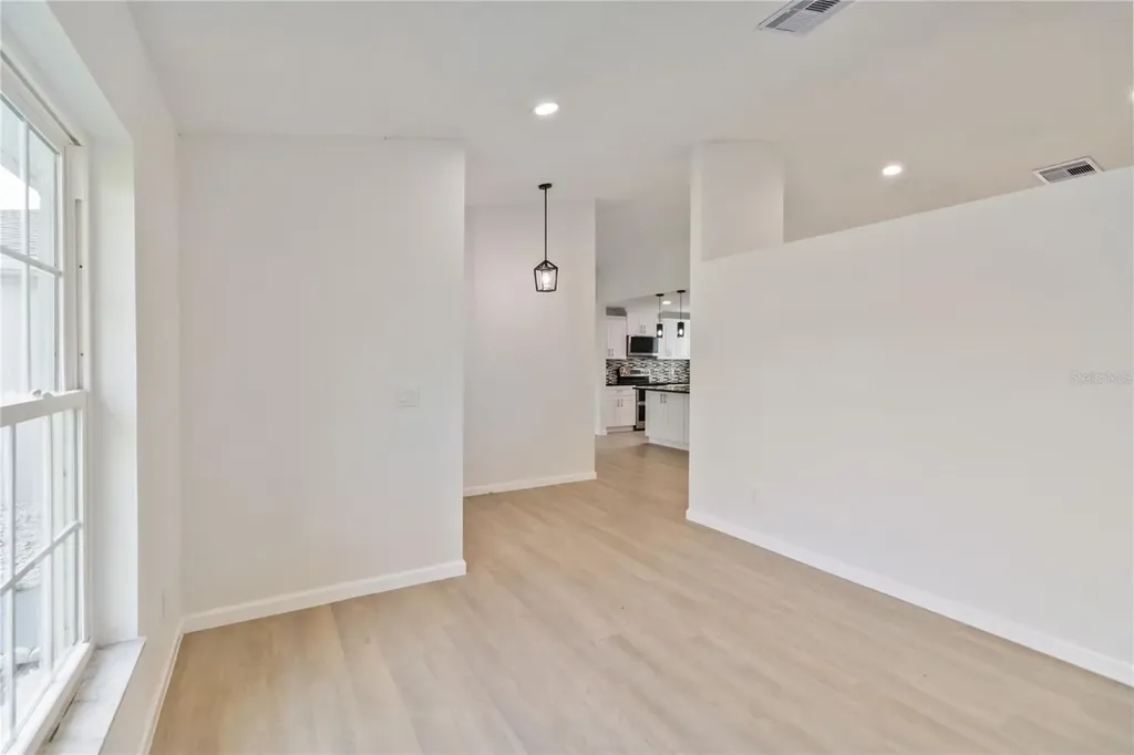 371 Buttonwood Drive Kissimmee FL 34743