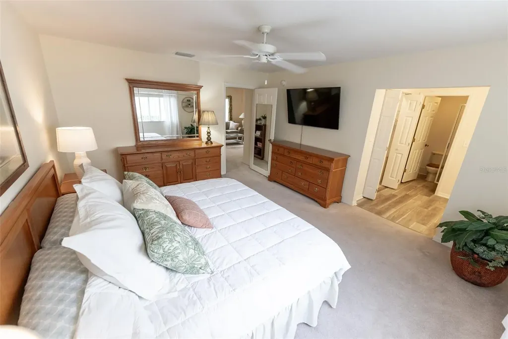 8649 SE 141st Place Summerfield FL 34491