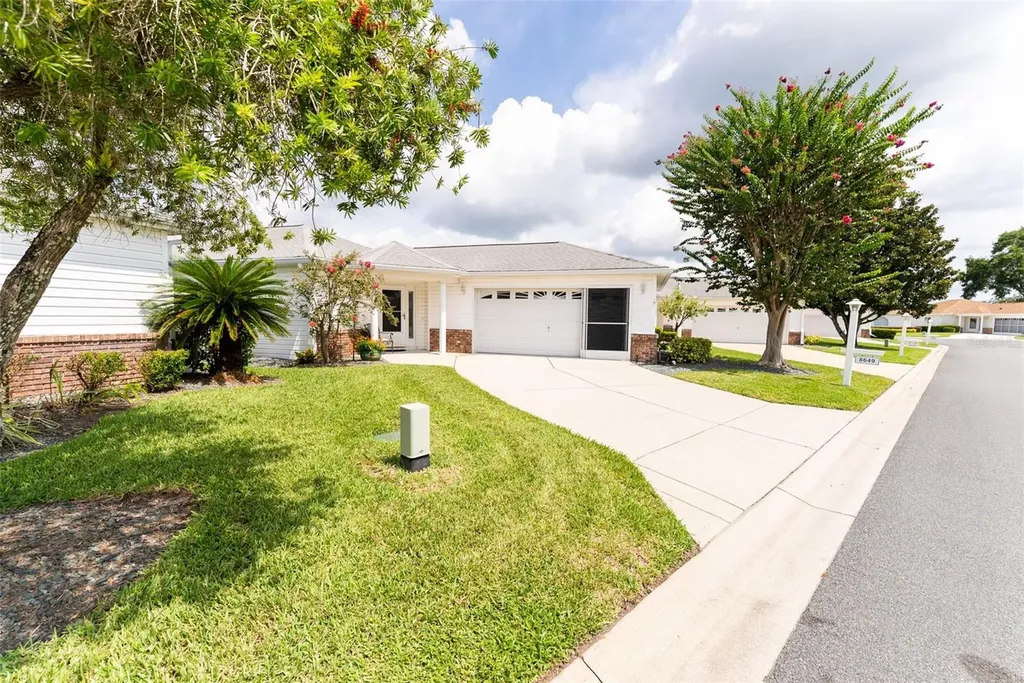 8649 SE 141st Place Summerfield FL 34491