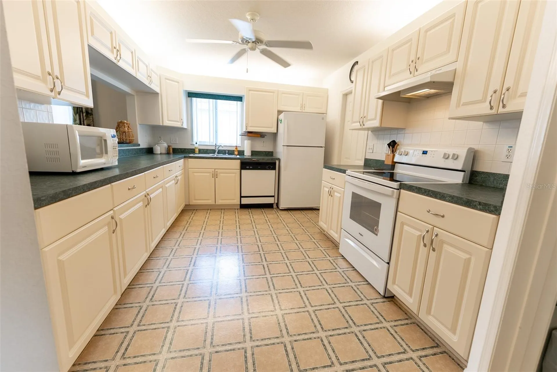 8649 SE 141st Place Summerfield FL 34491