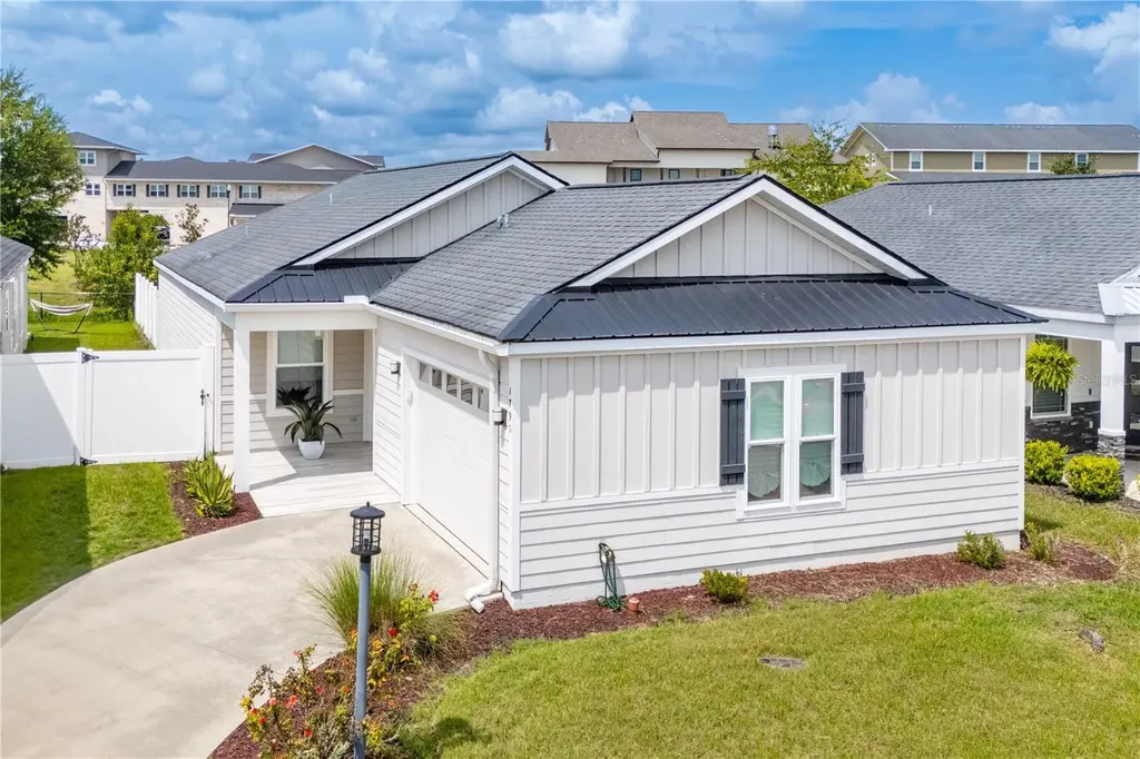 1790 SW 247th Street Newberry FL 32669