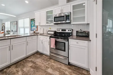 1790 SW 247th Street Newberry FL 32669