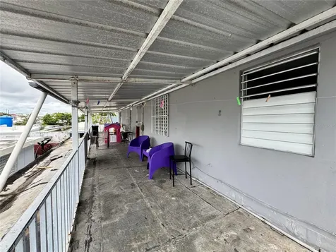 G4 7th St., Castellana Gardens Dev. Carolina PR 00983