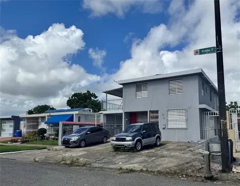 G4 7th St., Castellana Gardens Dev. Carolina PR 00983