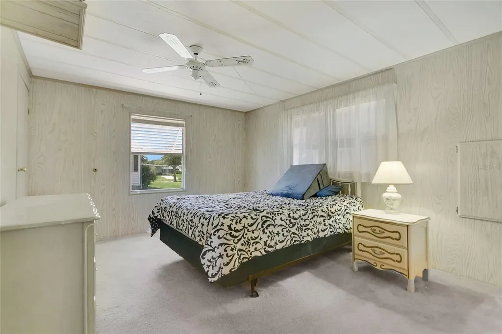 1207 Apache Circle Tavares FL 32778