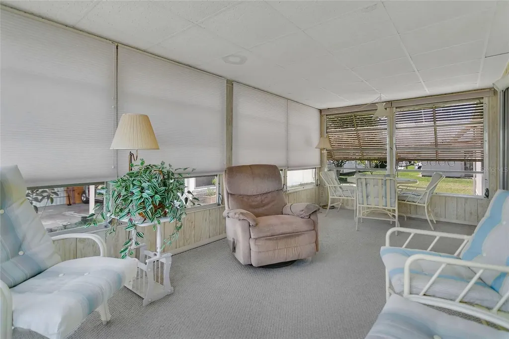 1207 Apache Circle Tavares FL 32778