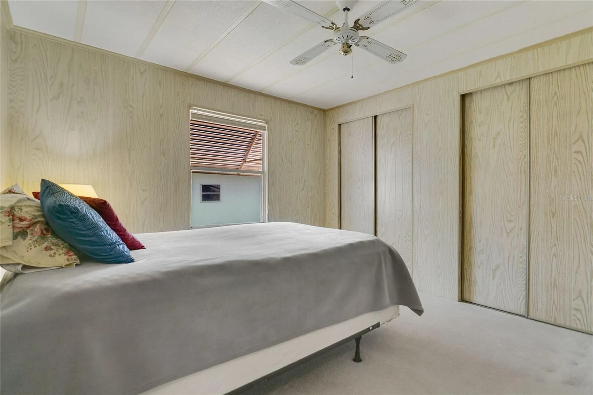 1207 Apache Circle Tavares FL 32778