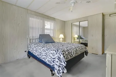 1207 Apache Circle Tavares FL 32778