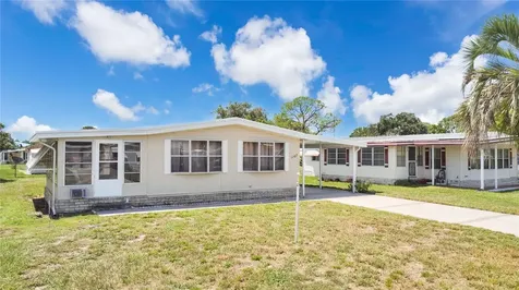 1207 Apache Circle Tavares FL 32778