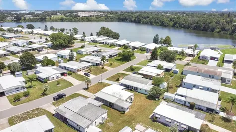 1207 Apache Circle Tavares FL 32778