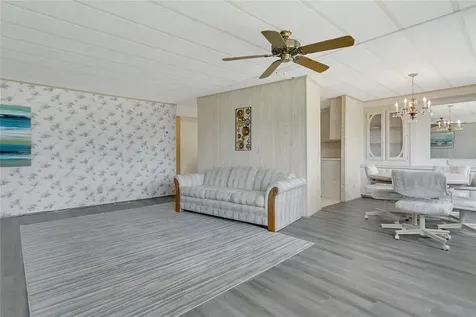 1207 Apache Circle Tavares FL 32778