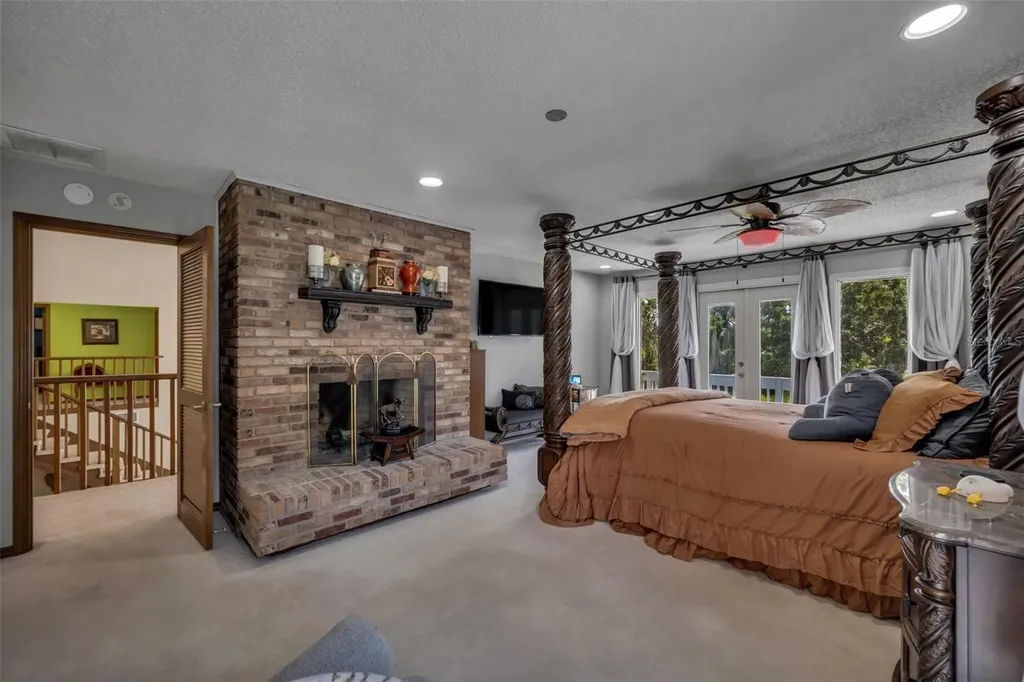 105 Saxon Boulevard Deltona FL 32725